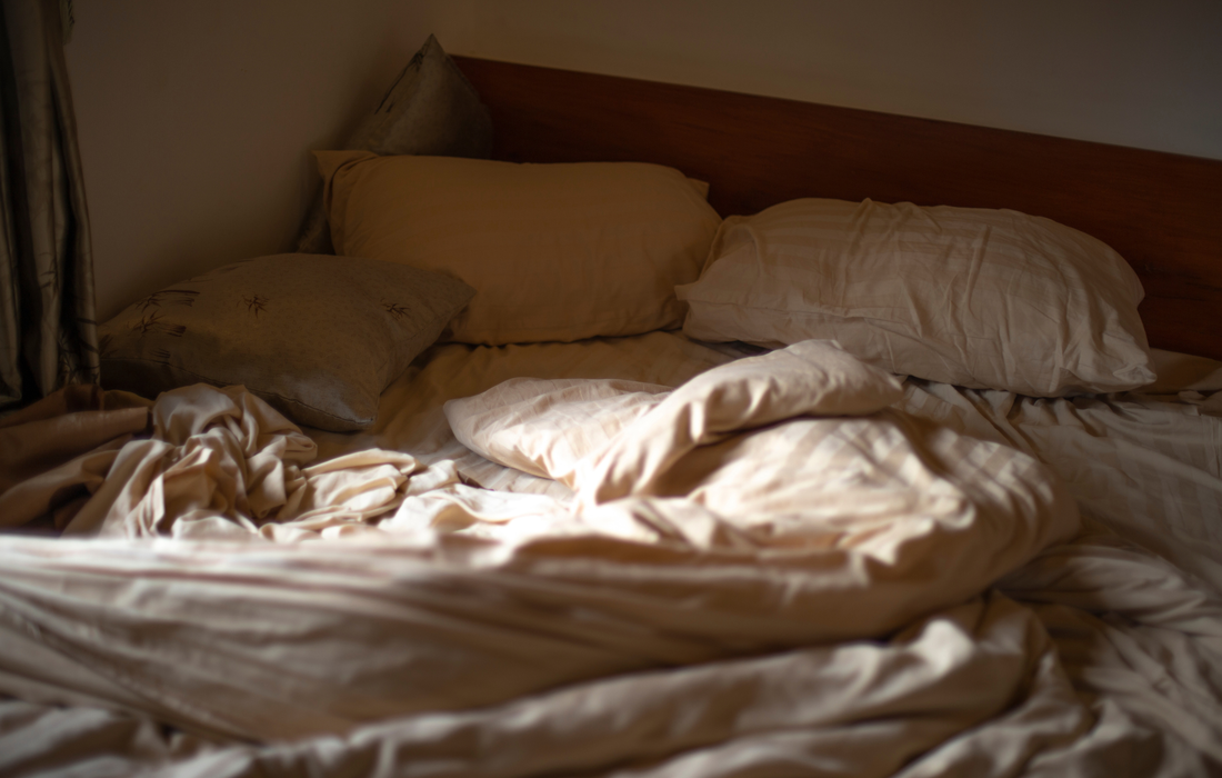 What Happens to Your Skin While You Sleep? The Science Behind Overnight Skin Repair