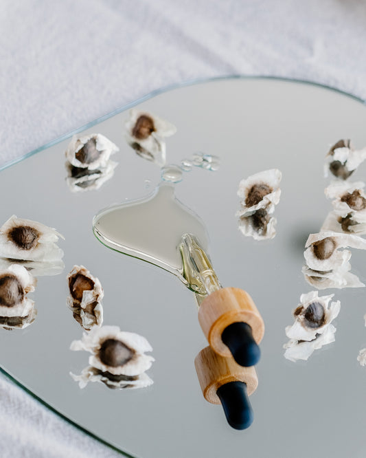 Face care fiction: 6 myths about facial oil